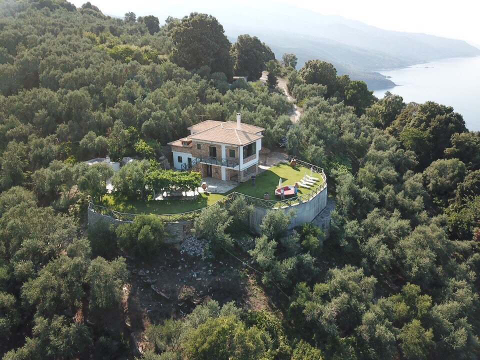 Villa in Neochori
